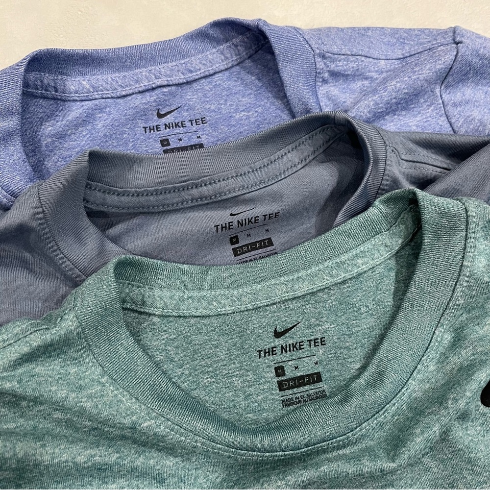 💵SOLD💵 Lot of 3 Nike dri-fit tees - Picture 4 of 6